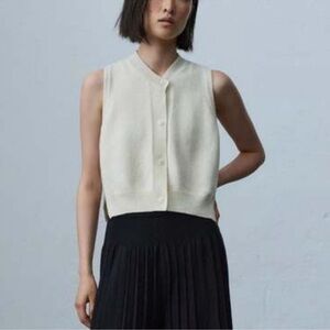 CORDERA Monica Wool Cashmere Elegant Cream Sleeveless Cardigan Vest Size Small